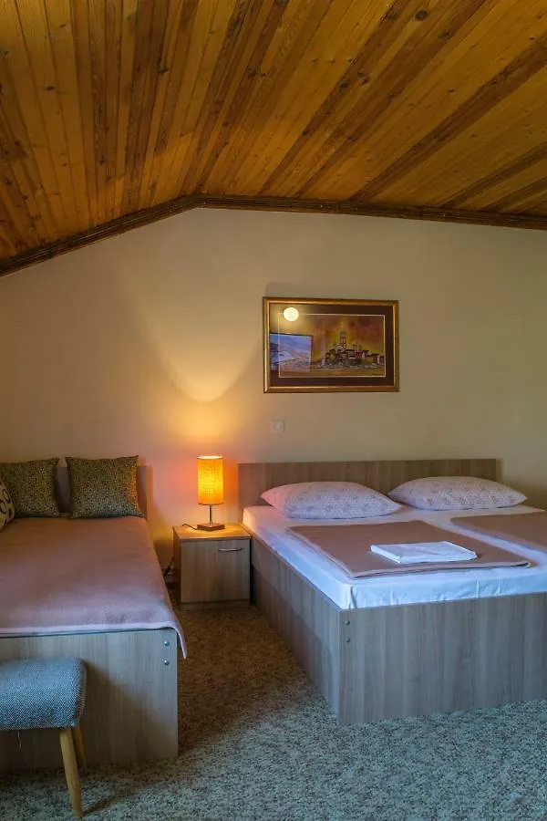Javoran Zvonko Banjol 690A Apartment